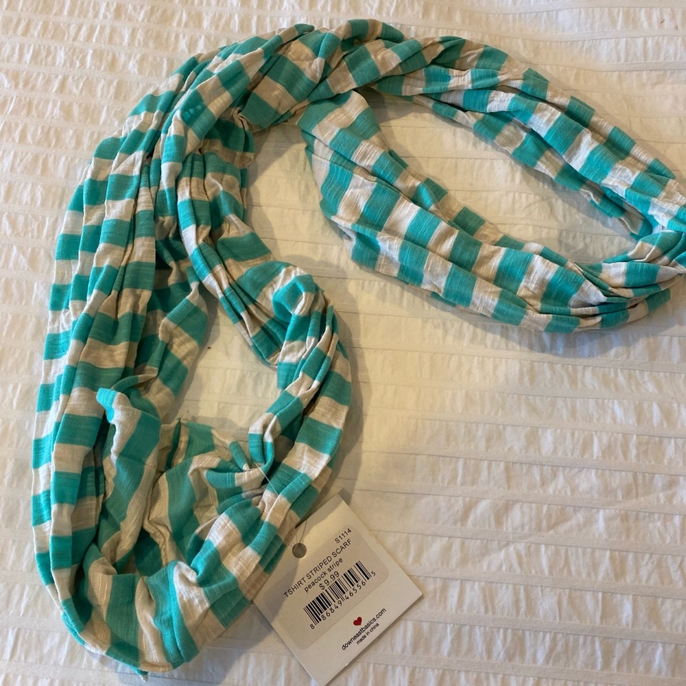 Infinity scarf - Picture 2 of 2